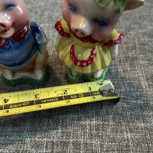 Vintage Formal Dressed Pigs Ceramic Salt and Pepper Shakers - Made in Ja… - Picture 3 of 7